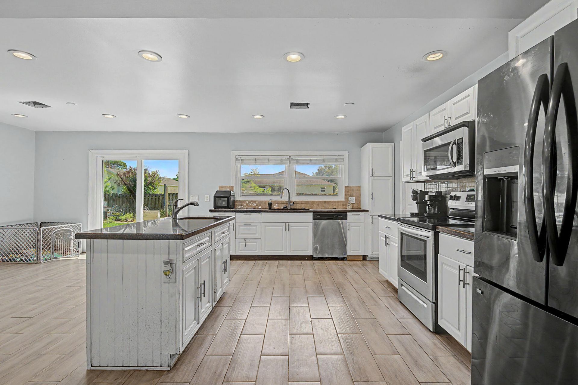 426 SW Seaflower Terrace, Port Saint Lucie, FL 34984 Photo