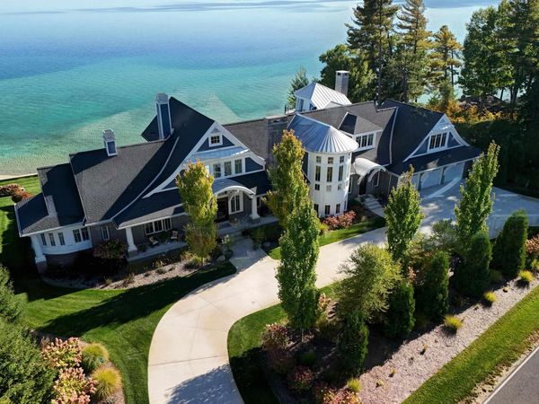 10860 Bluff Road, Traverse City, MI 49686