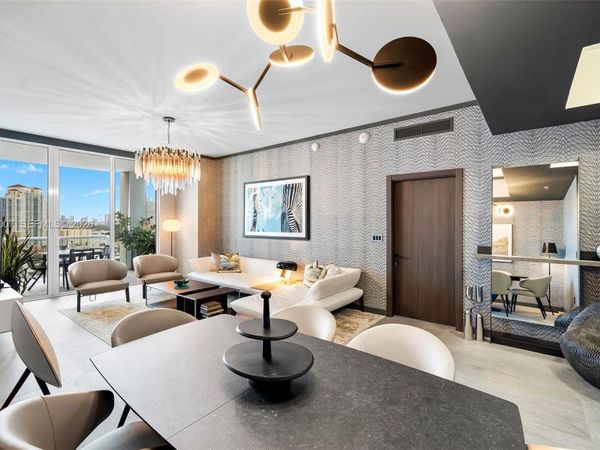 50 S Pointe Dr , Unit 1805, Miami Beach, FL 33139