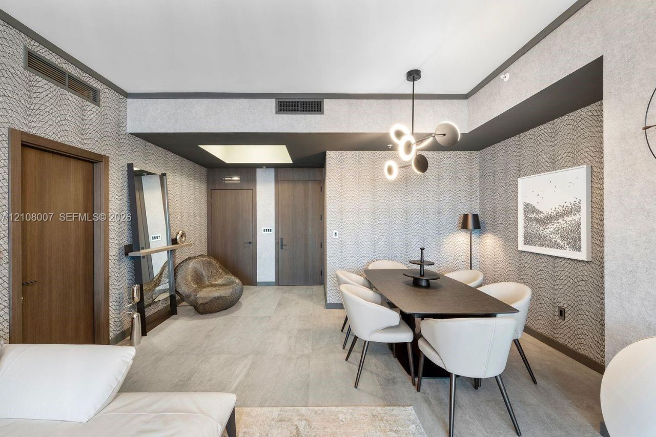 50 S Pointe Dr , Unit 1805, Miami Beach, FL 33139 Photo
