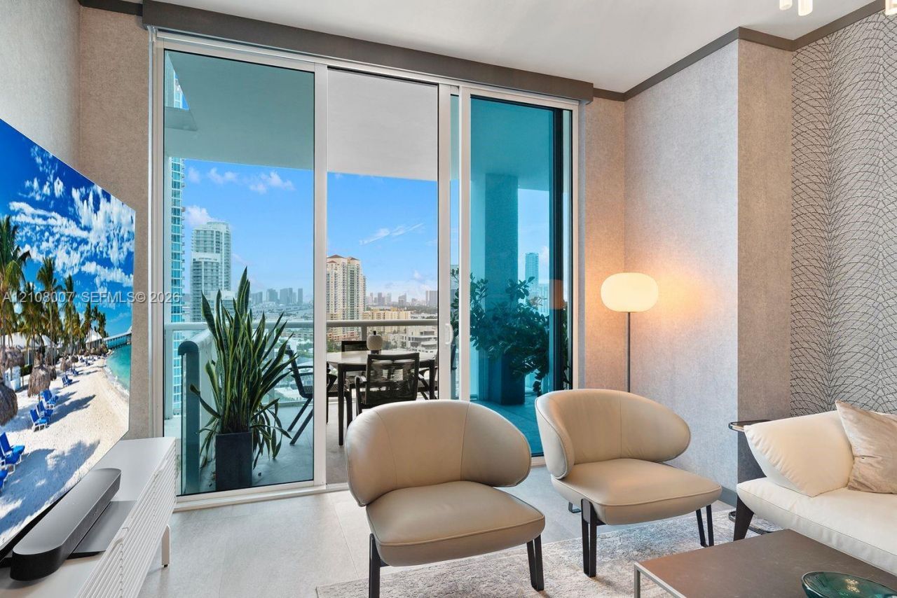 50 S Pointe Dr , Unit 1805, Miami Beach, FL 33139 Photo