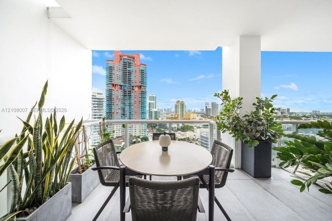 50 S Pointe Dr , Unit 1805, Miami Beach, FL 33139 Photo