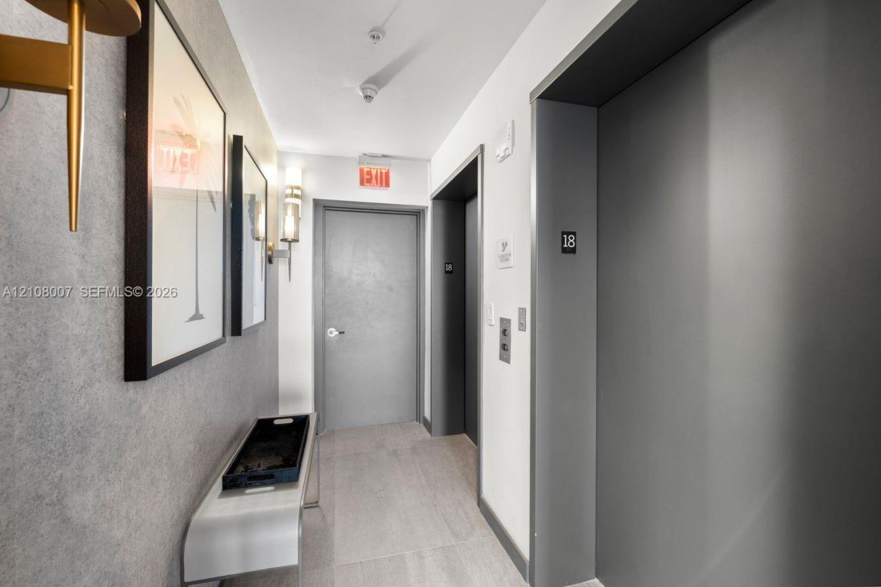 50 S Pointe Dr , Unit 1805, Miami Beach, FL 33139 Photo