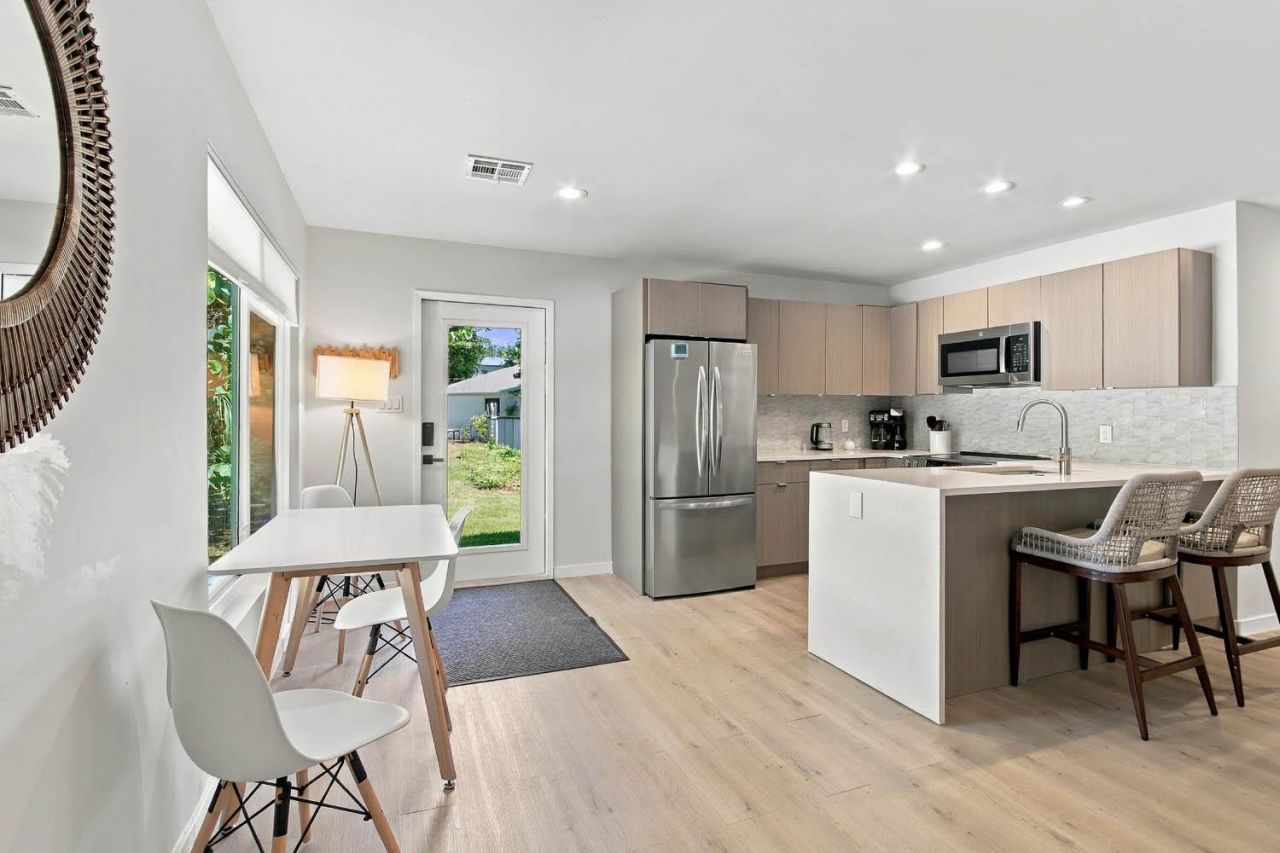 754/756 Donax St, Sanibel, FL 33957 Photo