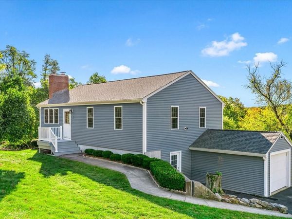20 Lincoln St, Millville, MA 01529