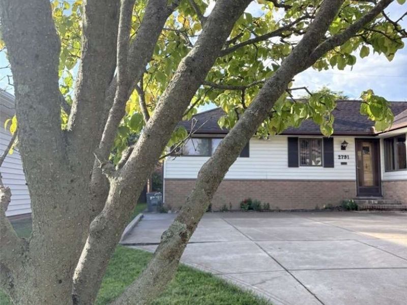 2791 Burden Drive, Parma, OH 44134 Photo 3