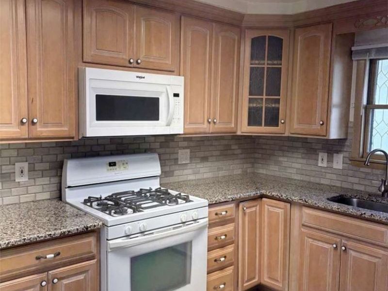 2791 Burden Drive, Parma, OH 44134 Photo 7