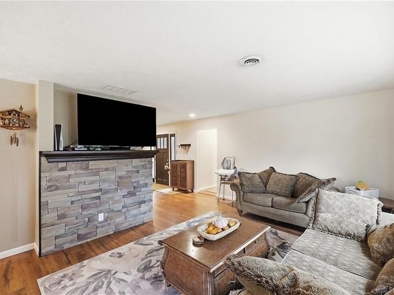 2369 Pine Knott Drive, Beavercreek, OH 45431 Photo 10