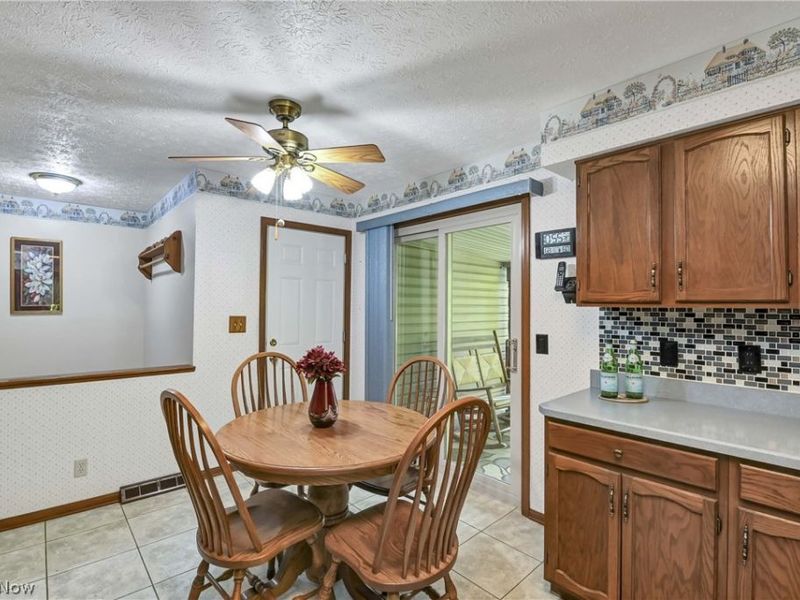 3240 Forest Overlook Drive, Seven Hills, OH 44131 Photo 12