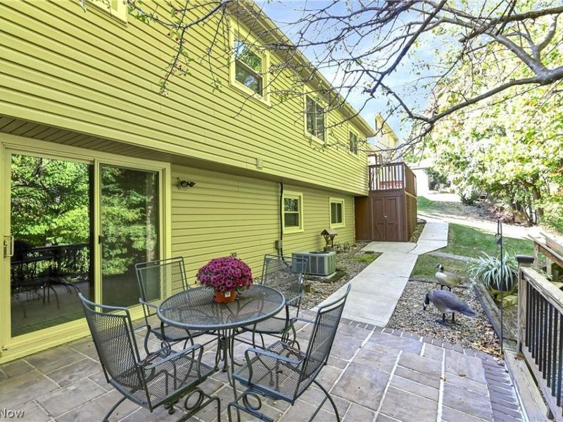 3240 Forest Overlook Drive, Seven Hills, OH 44131 Photo 45
