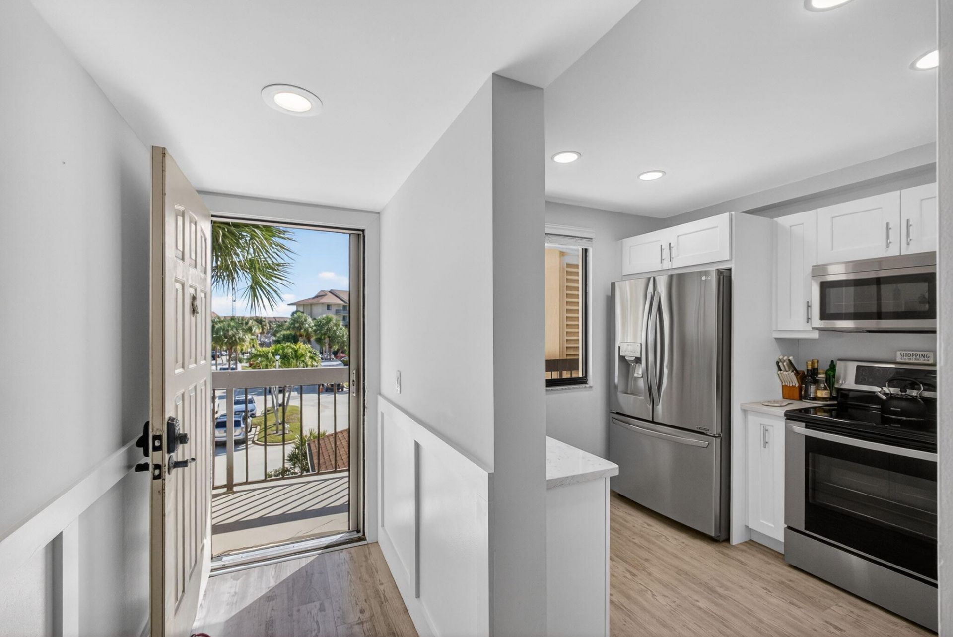 1901 Marina Isle Way, Unit 304, Jupiter, FL 33477 Photo