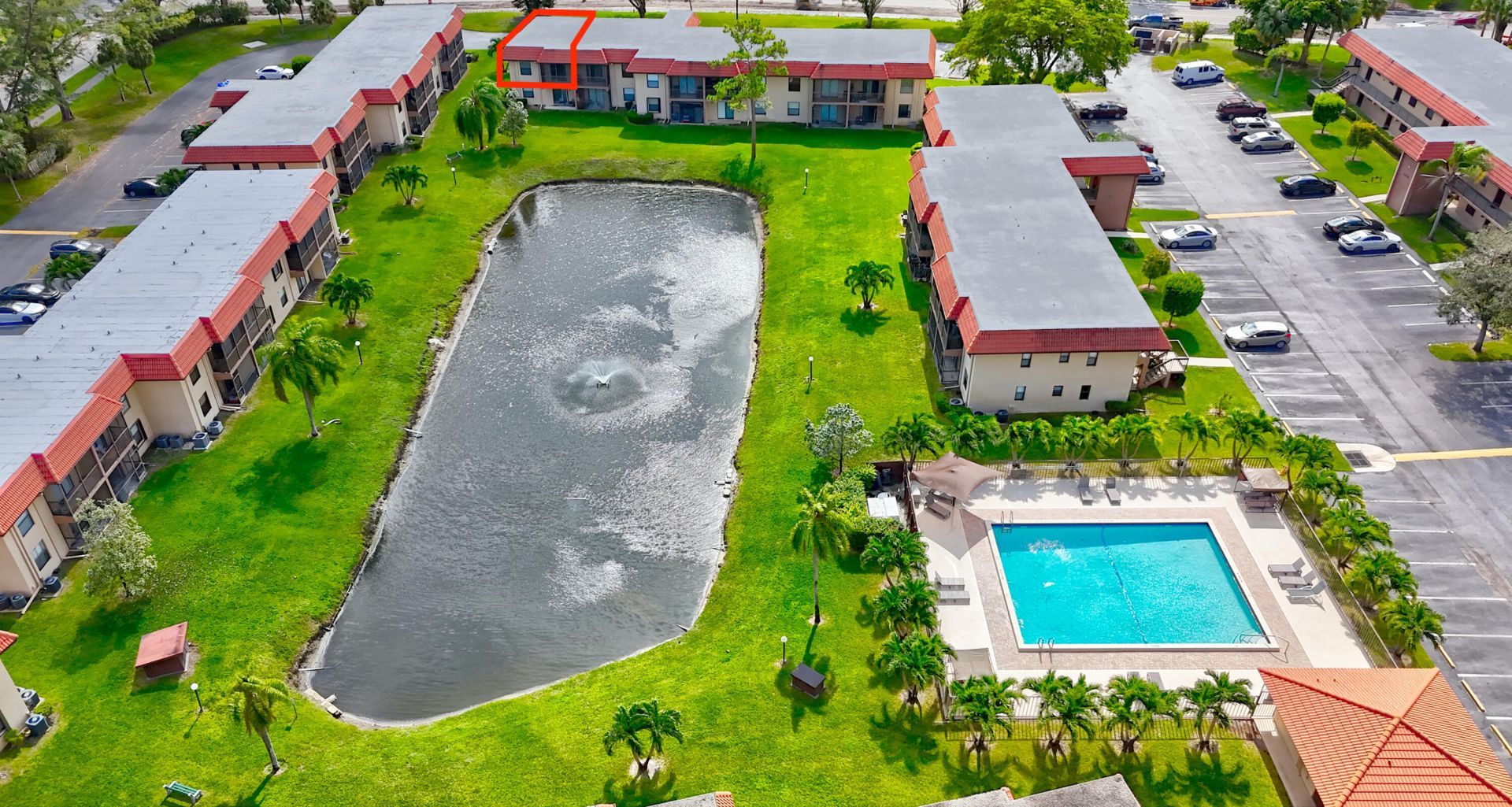 21909 Lake Forest Circle, Unit 206, Boca Raton, FL 33433 Photo