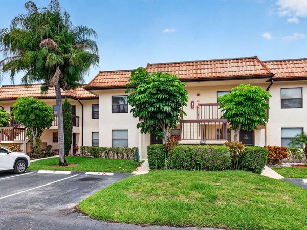 7245 Golf Colony Court, Greenacres, FL 33467
