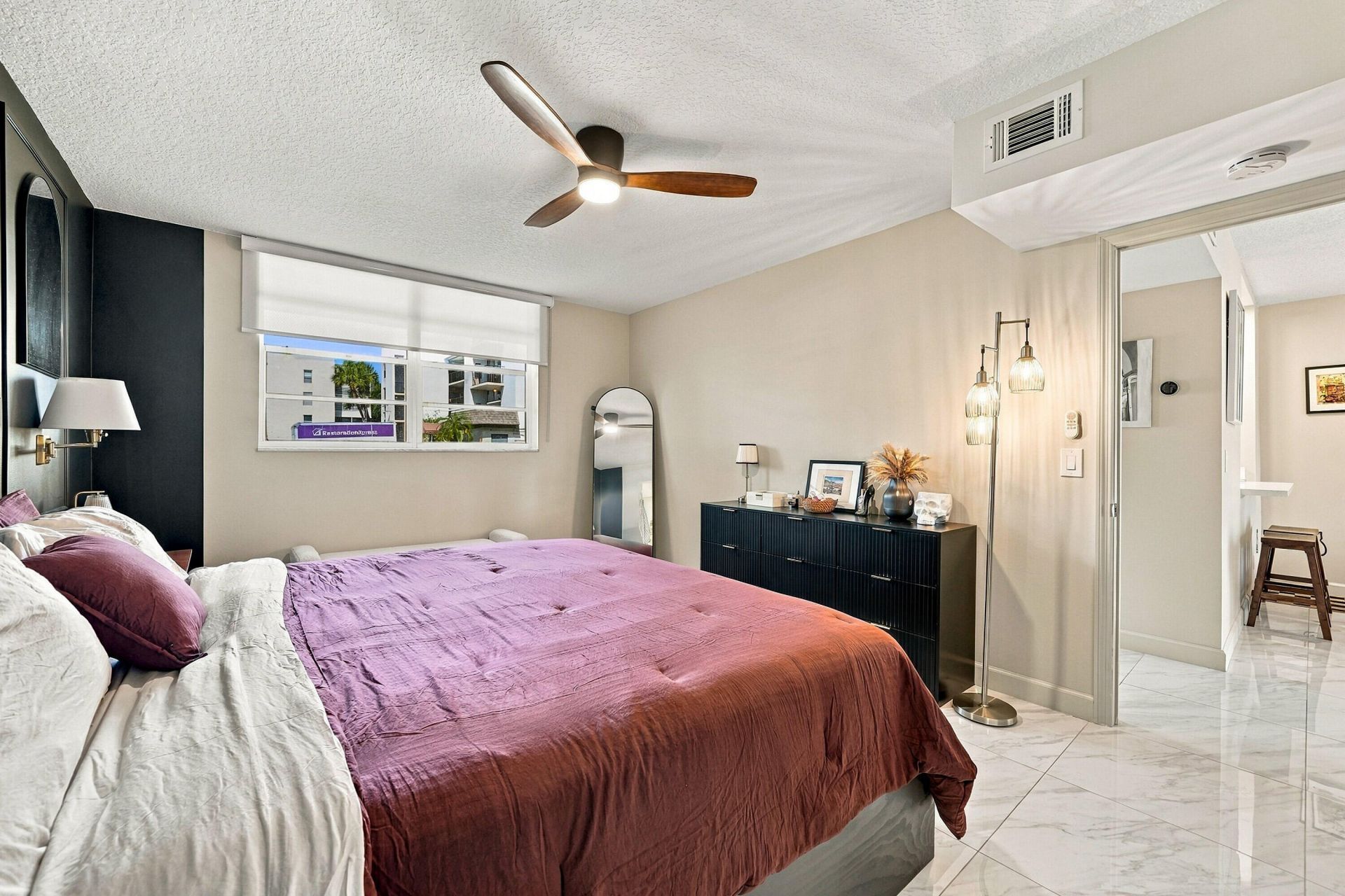 9420 Poinciana Place, Davie, FL 33324 Photo