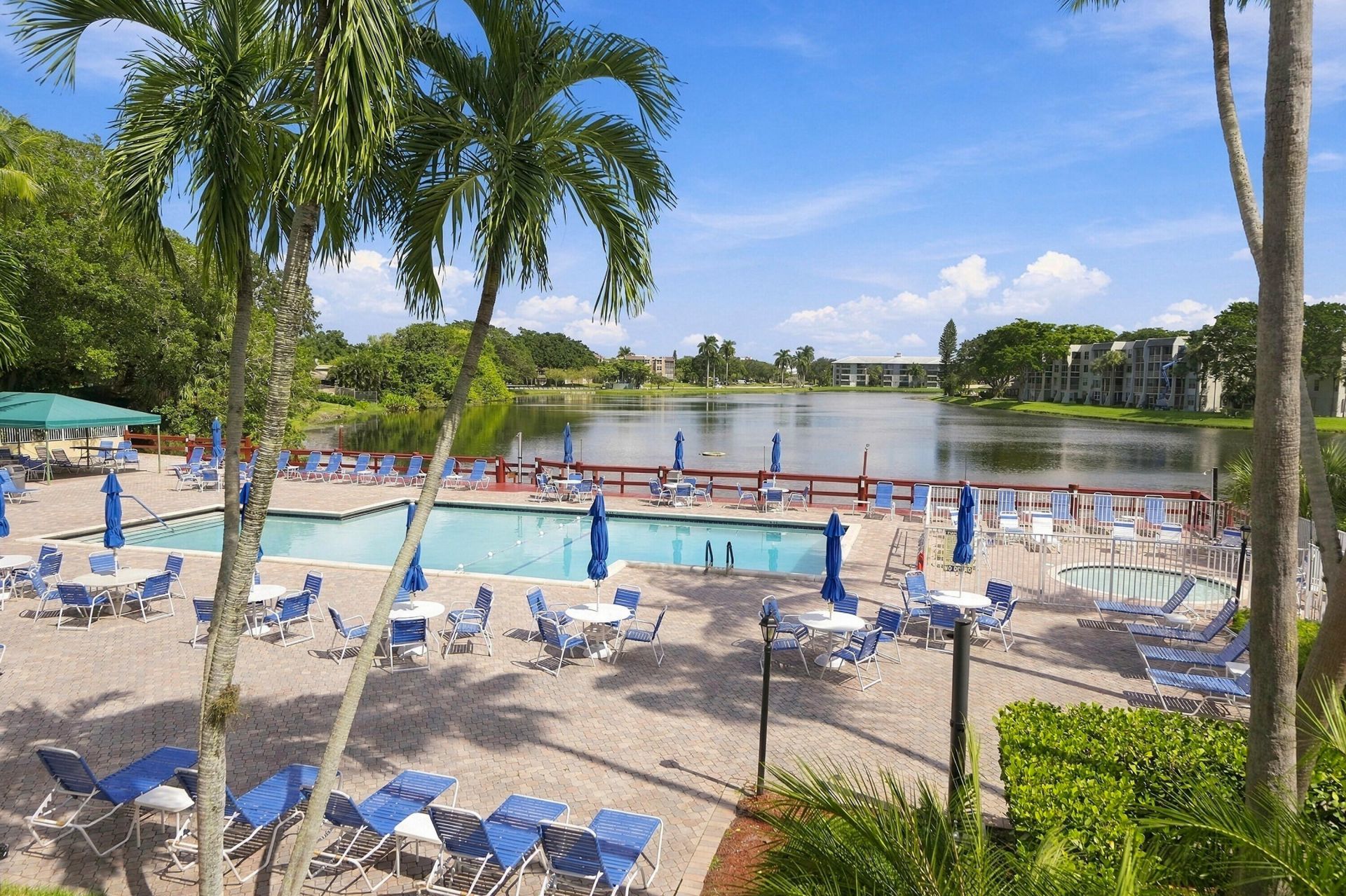 9420 Poinciana Place, Davie, FL 33324 Photo