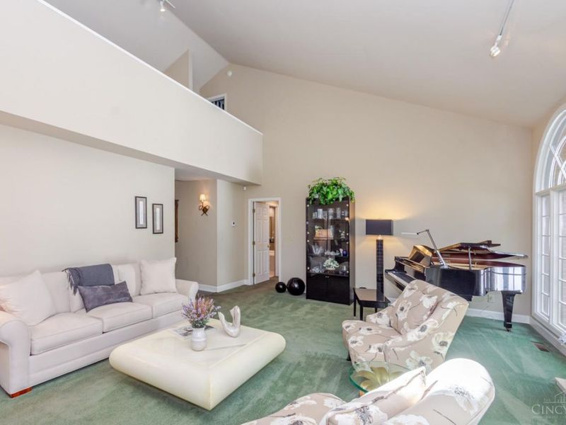 683 Renolda Woods Court, Kettering, OH 45429 Photo 8