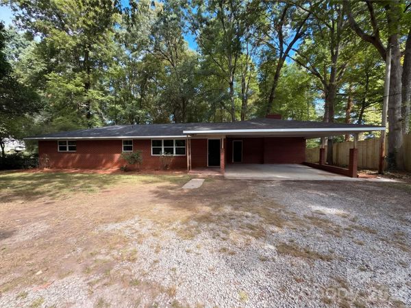 1632 Carolina Circle , Gastonia, NC 28054