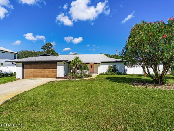 19 BEACHSIDE Drive, Palm Coast, FL 32137