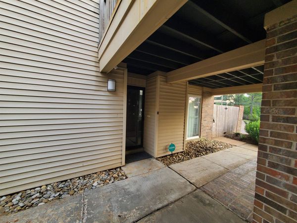 6615 POPLAR AVE, Unit 1, Germantown, TN 38138