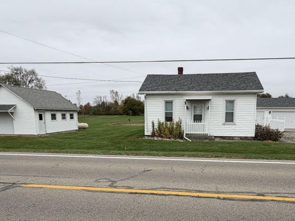 8855 E US 36 , Conover, OH 45317