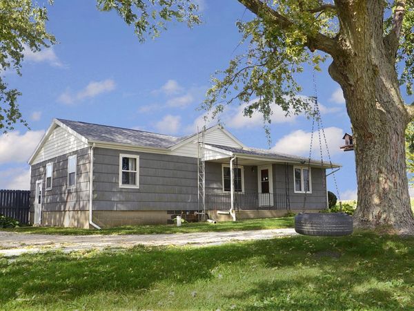 1752 N 2350th Road , Grand Ridge, IL 61325