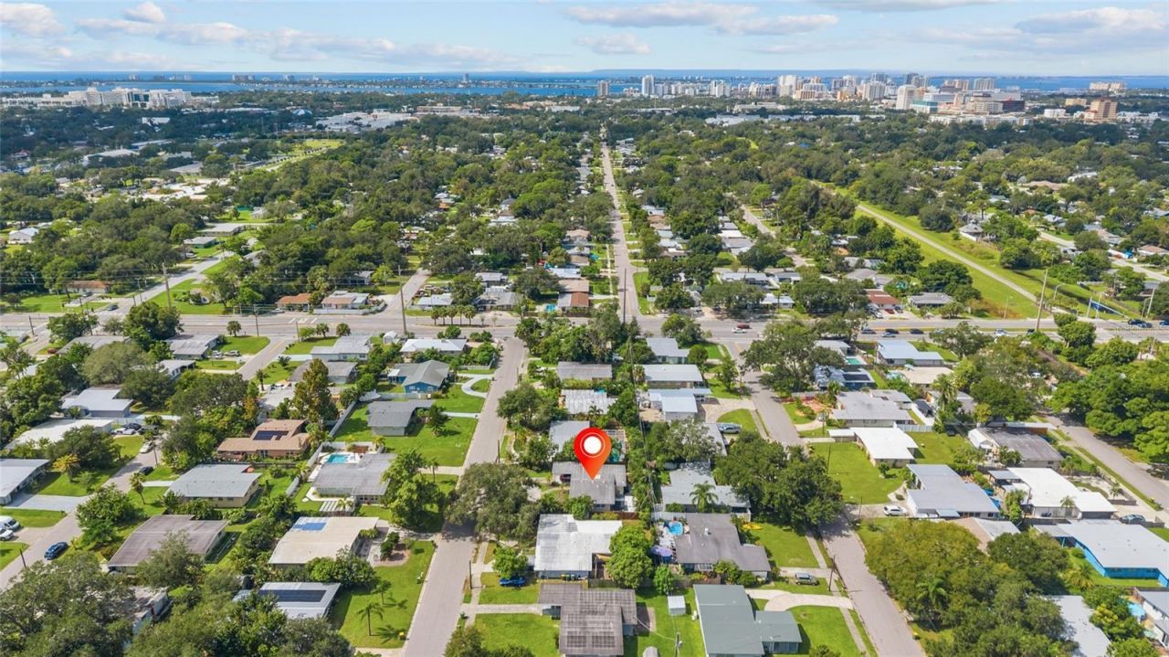 2857 Wood Street , Sarasota, FL 34237 Photo