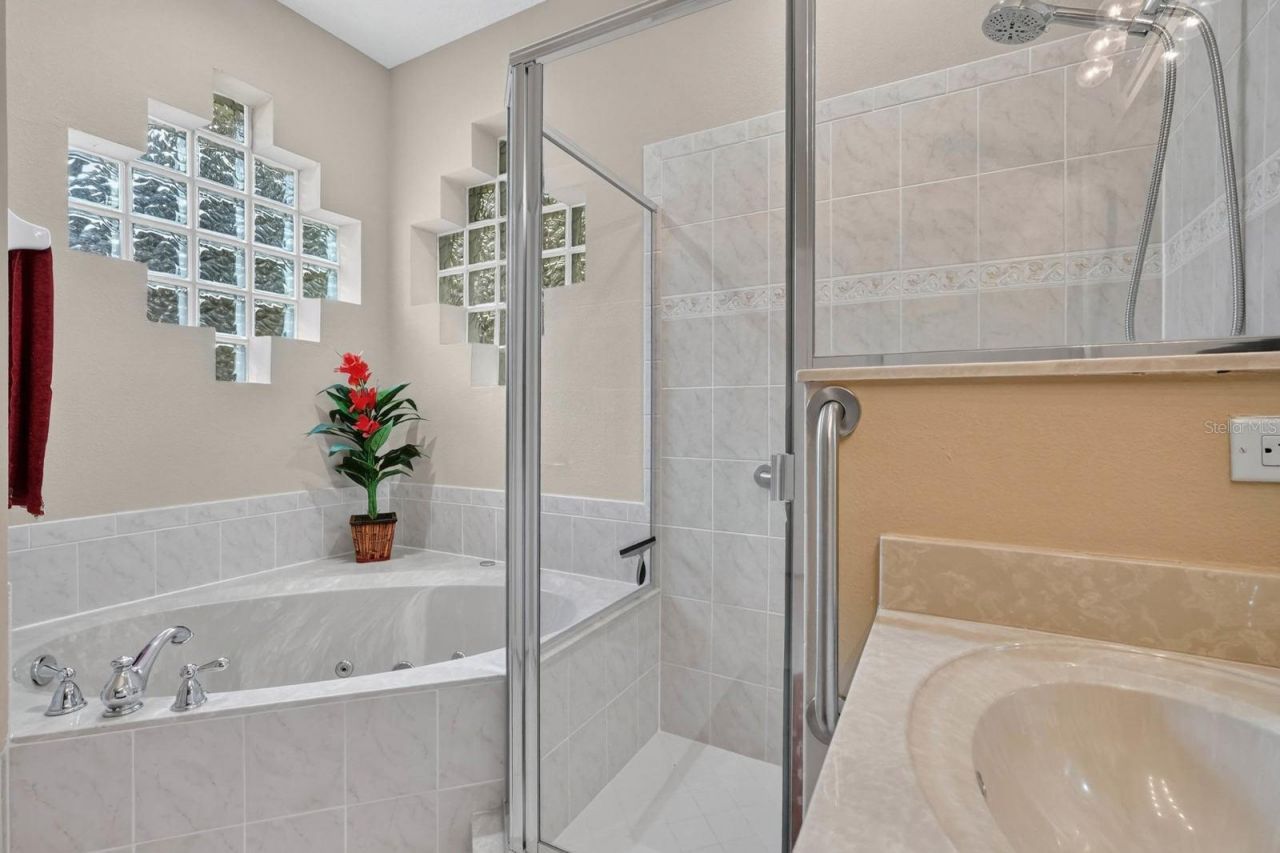 142 Raintree Circle, Palm Coast, FL 32164 Photo