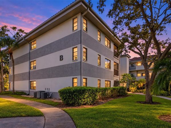 2650 COUNTRYSIDE BOULEVARD , Unit B105, CLEARWATER, FL 33761