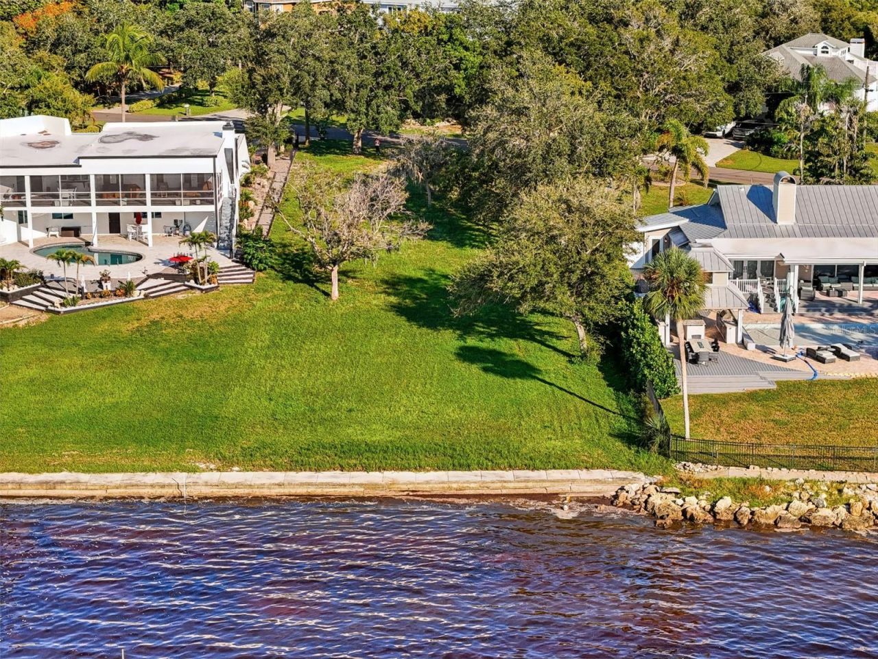 Bluff Boulevard, Holiday, FL 34691 Photo