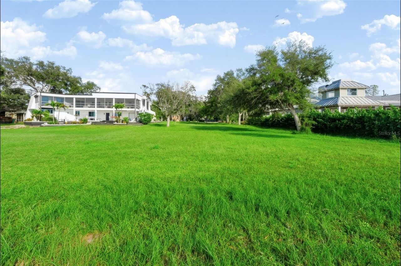 Bluff Boulevard, Holiday, FL 34691 Photo