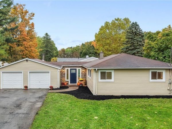 126 Barclay Road , Camillus, NY 13031