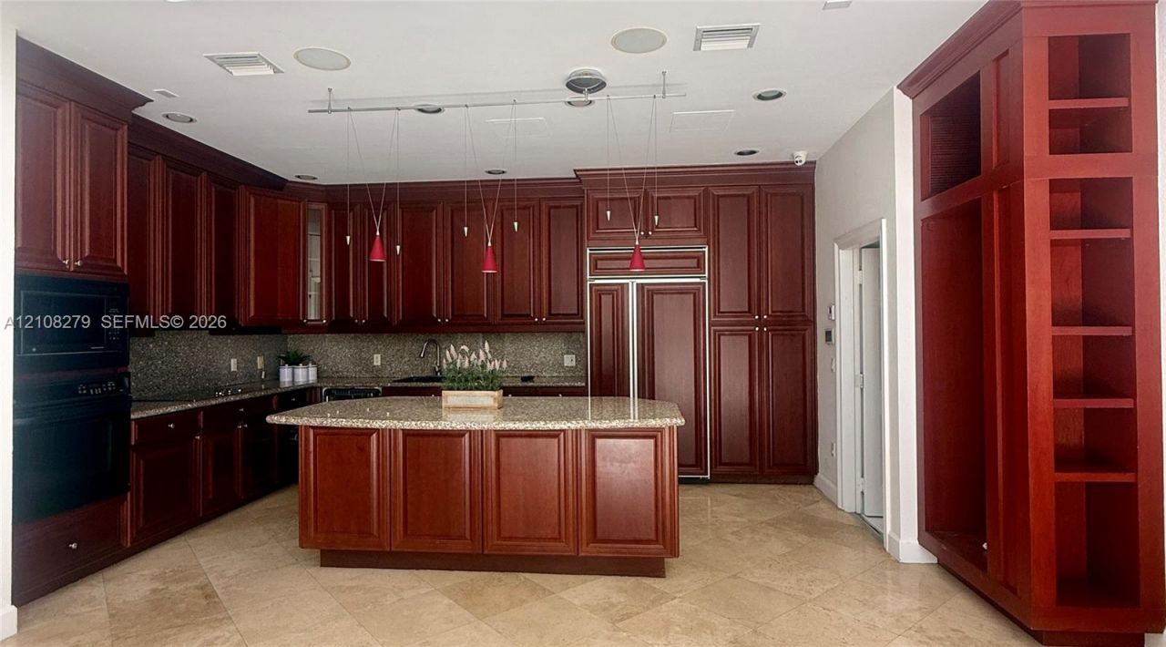19424 39th Ave , Sunny Isles Beach, FL 33160 Photo