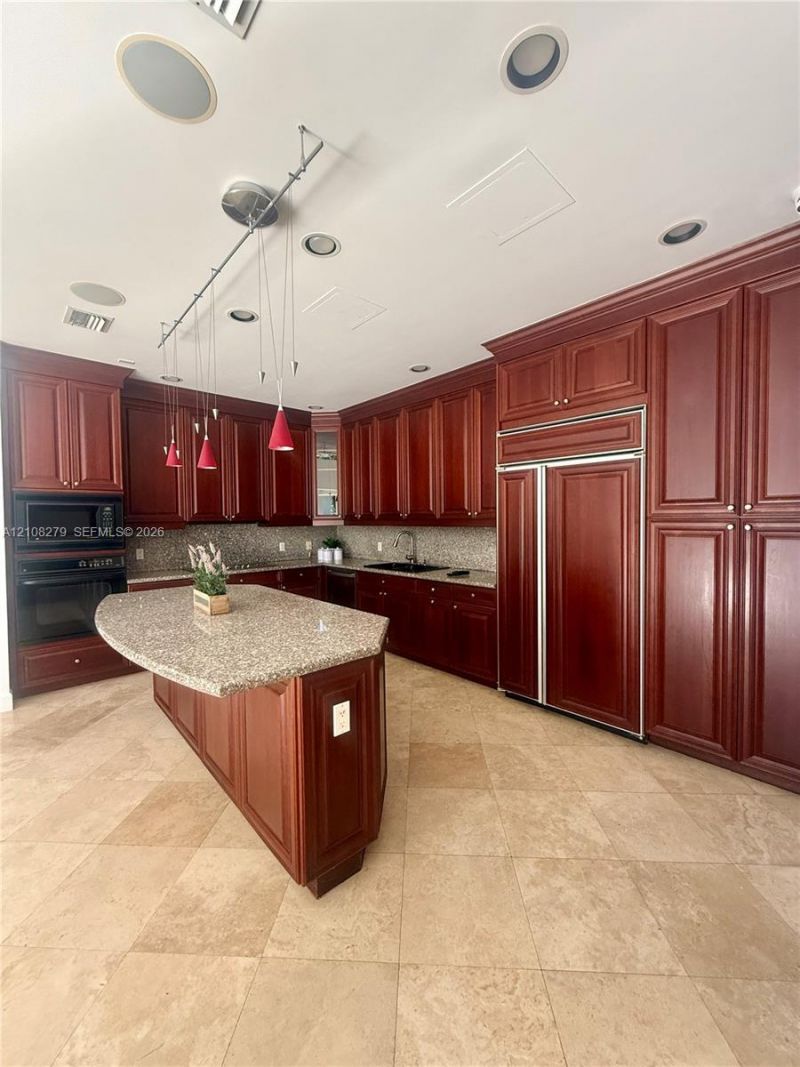 19424 39th Ave , Sunny Isles Beach, FL 33160 Photo