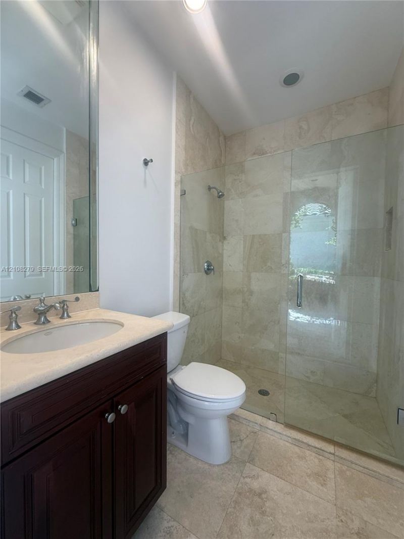 19424 39th Ave , Sunny Isles Beach, FL 33160 Photo