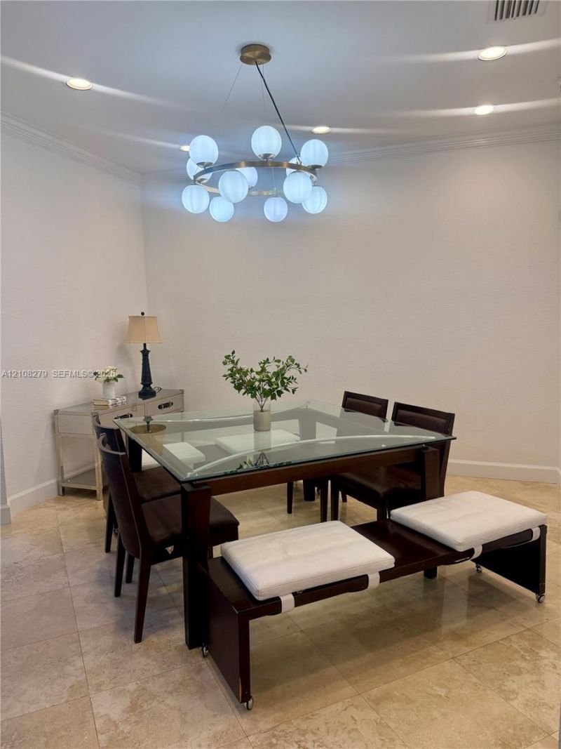 19424 39th Ave , Sunny Isles Beach, FL 33160 Photo