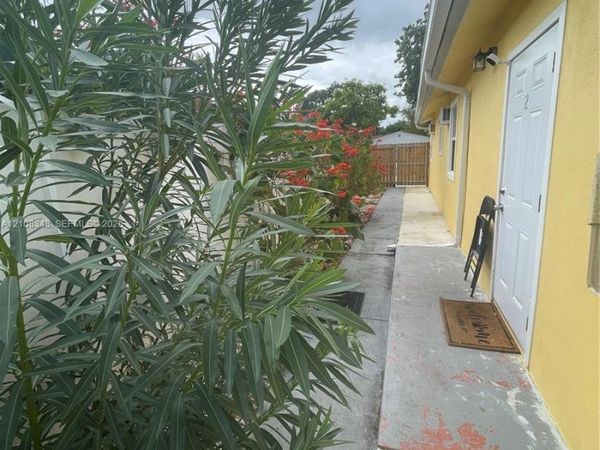 1935 Liberty St, Unit 3, Hollywood, FL 33020