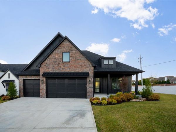 11212 S Fir Avenue W, Jenks, OK 74037
