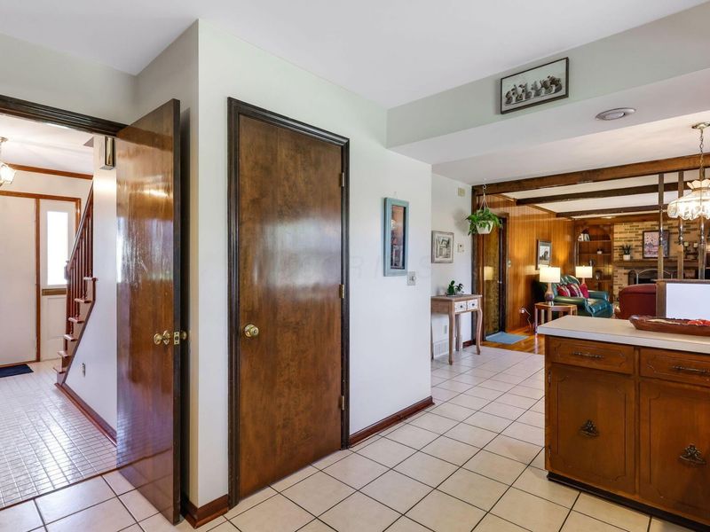 5253 Arrowood Loop E, Columbus, OH 43229 Photo 15