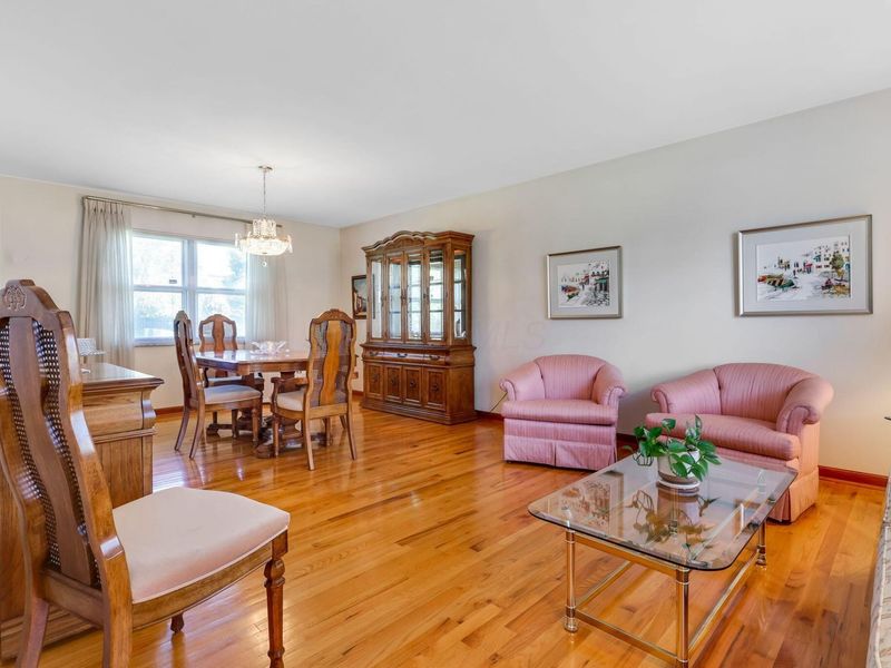 5253 Arrowood Loop E, Columbus, OH 43229 Photo 8