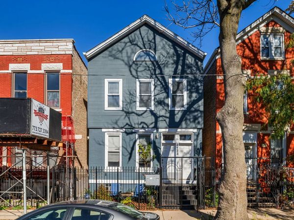 2122 W Huron Street , Unit 3, Chicago, IL 60622
