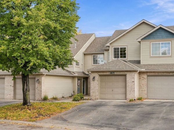 11679 Langford Circle , Unit 904, Burnsville, MN 55337