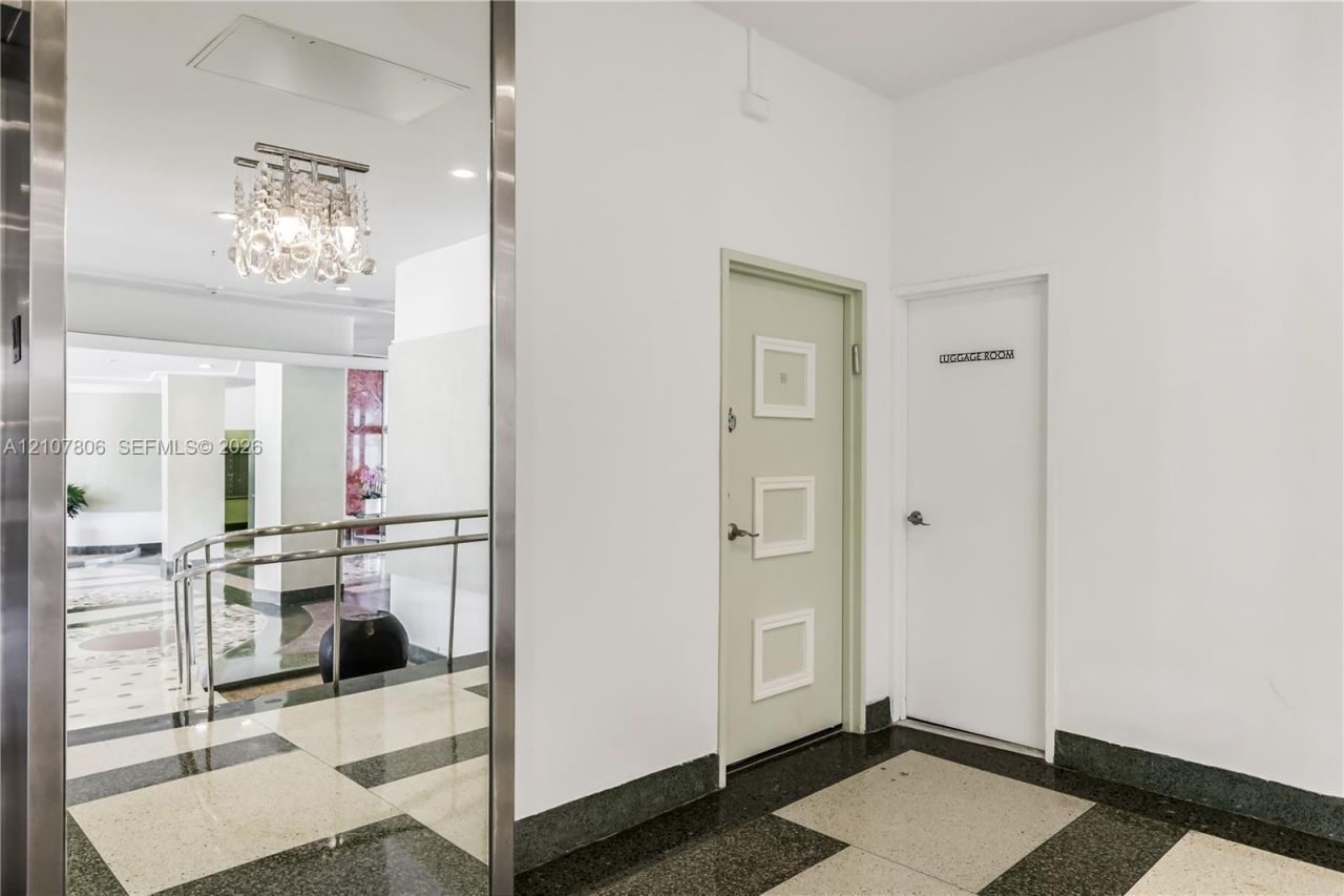 4925 Collins Ave , Unit 5C, Miami Beach, FL 33140 Photo