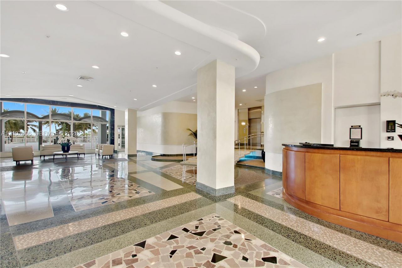 4925 Collins Ave , Unit 5C, Miami Beach, FL 33140 Photo