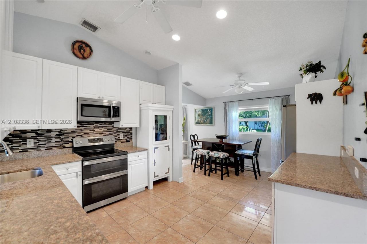 6311 Hitchin Post Way, Delray Beach, FL 33484 Photo