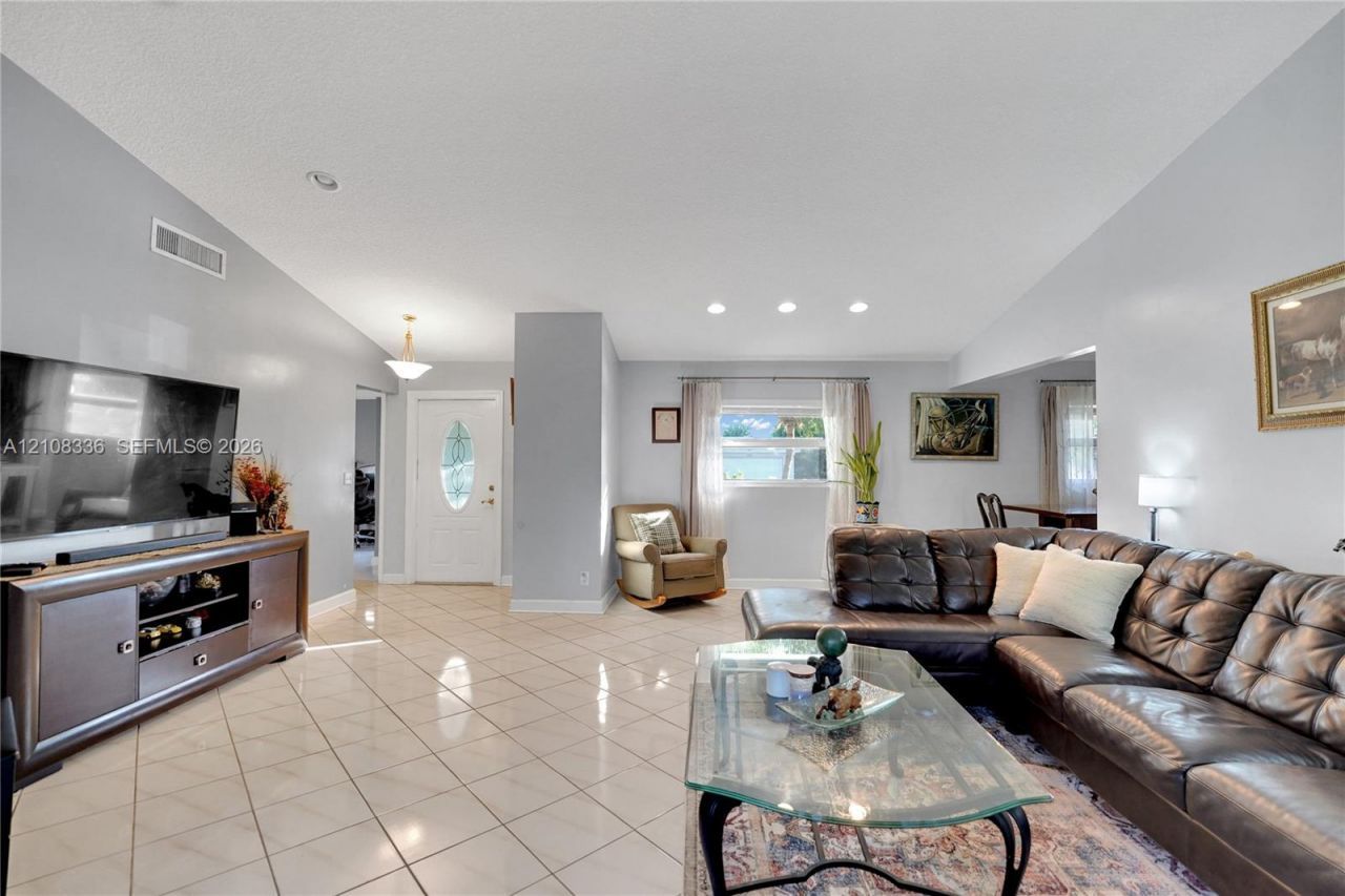 6311 Hitchin Post Way, Delray Beach, FL 33484 Photo