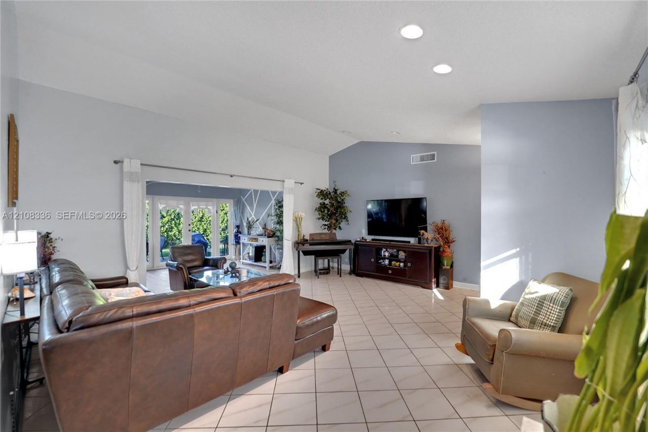 6311 Hitchin Post Way, Delray Beach, FL 33484 Photo
