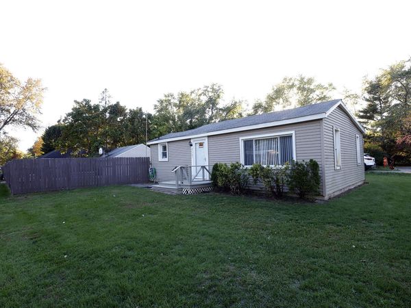 27705 Clarita Street, Livonia, MI 48152