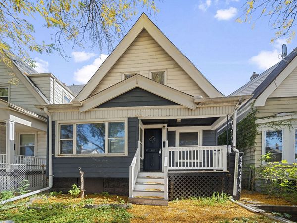 3144 N 26th St, Milwaukee, WI 53206