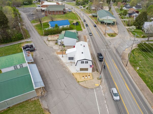 4450 Highway 70 E, White Bluff, TN 37187