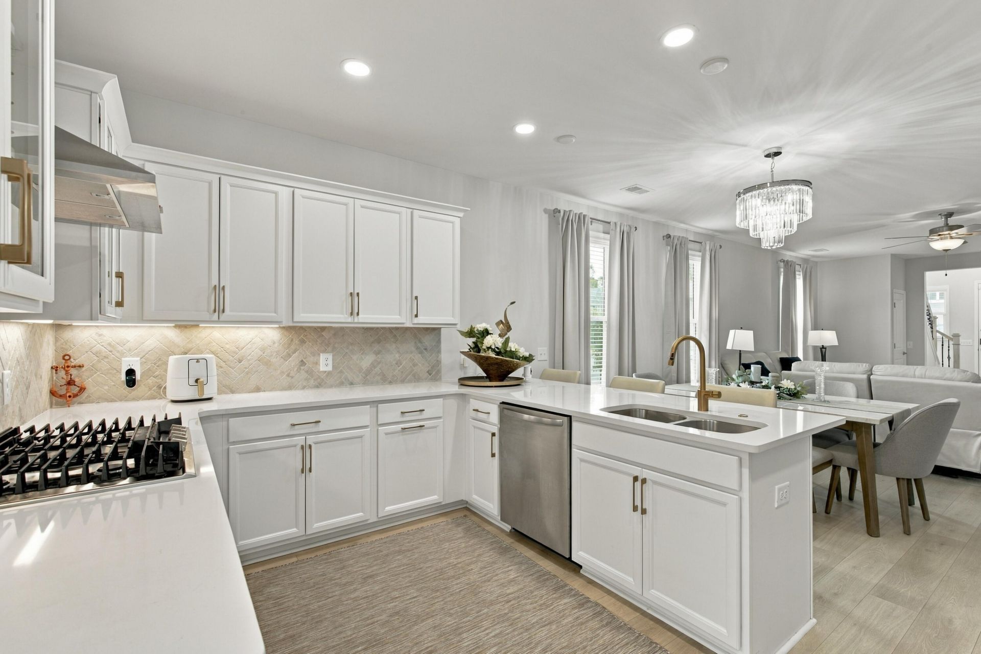 8617 Windsor Hill Boulevard Photo 13